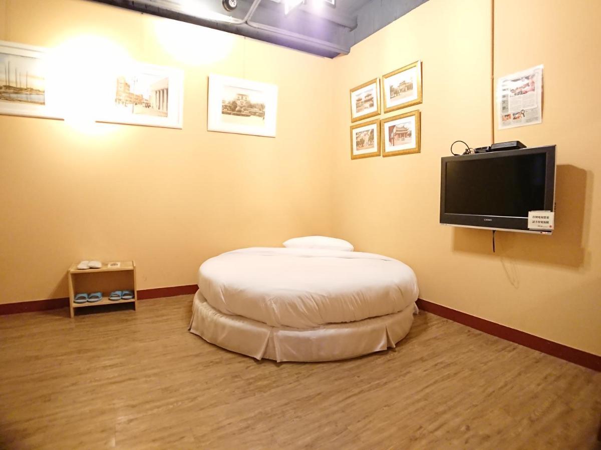 동닝 아틀라스 호텔 타이난 외부 사진